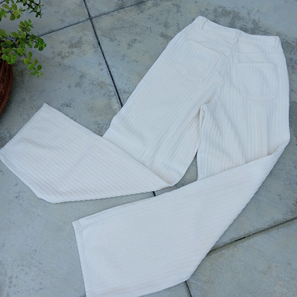 Zara Cream Wide-Leg Textured Trousers - Picture 4 of 9